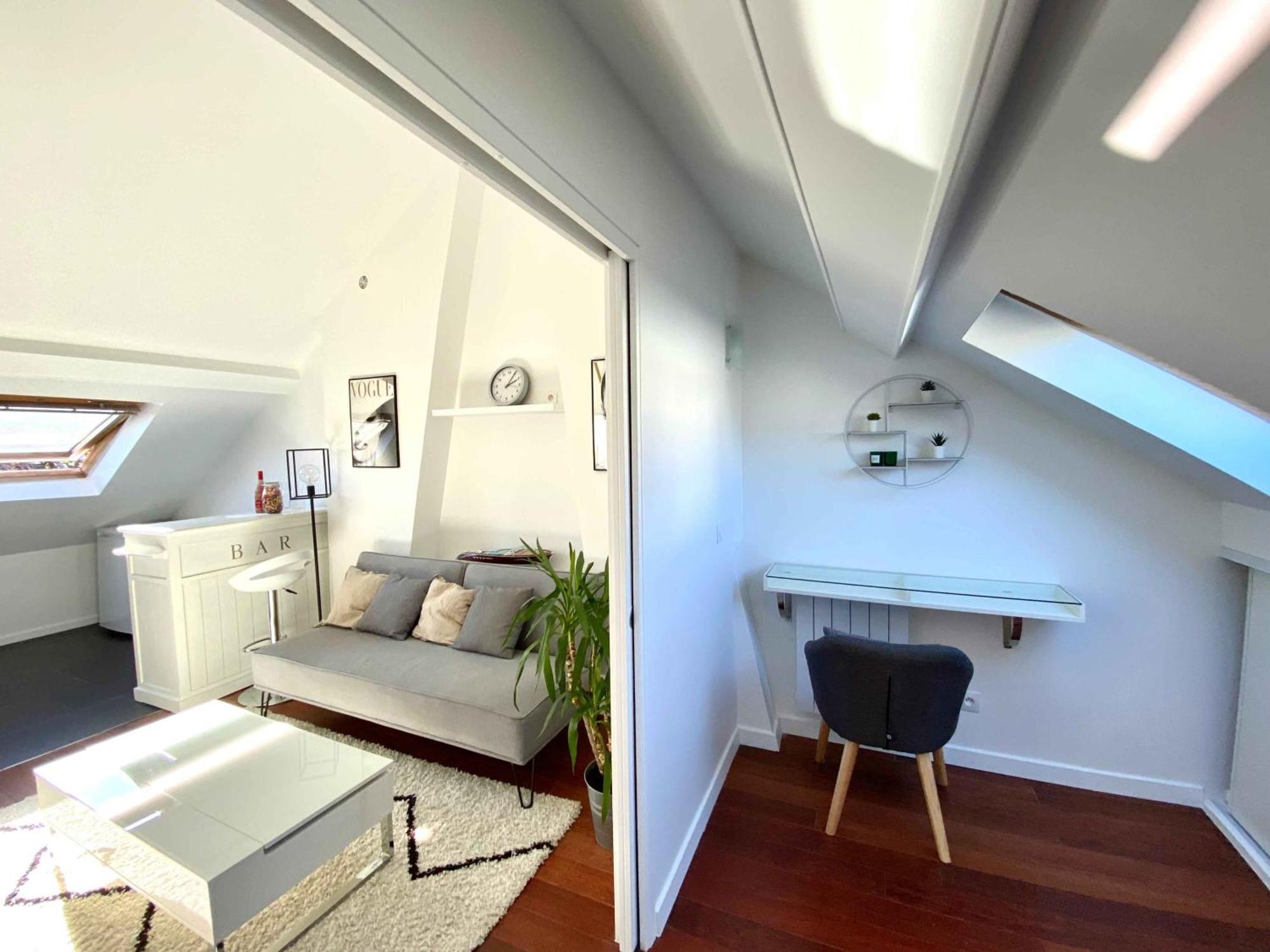 Magnifique 2 Pieces Theatre De *